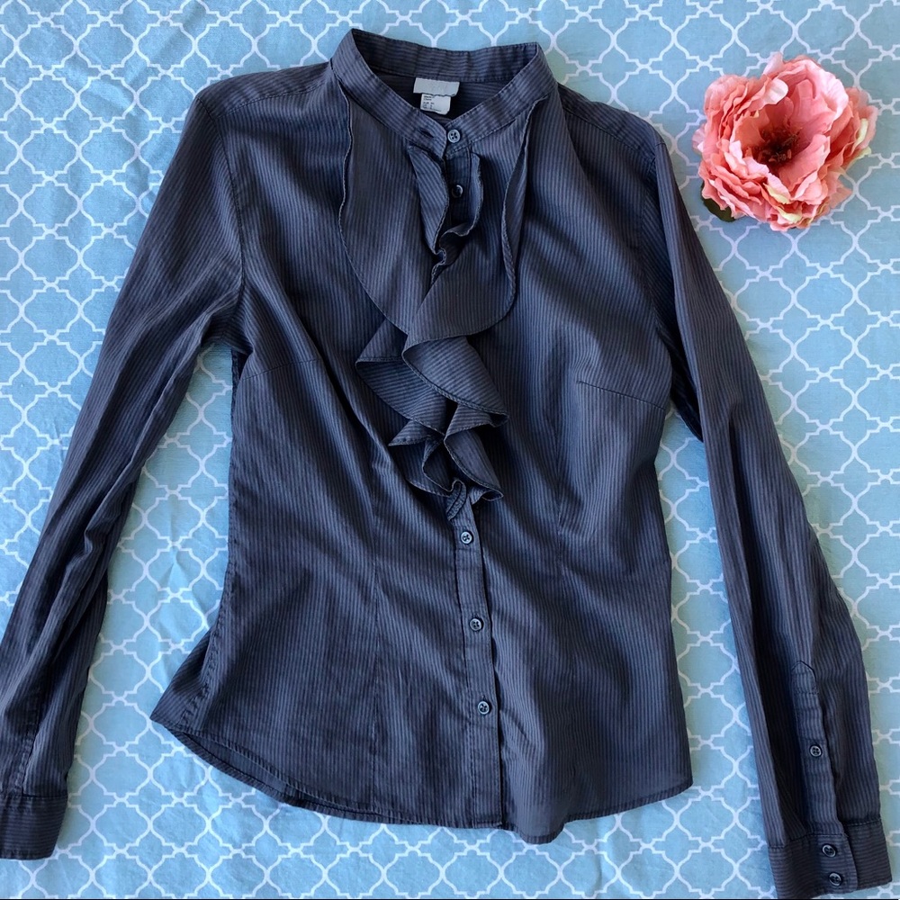 H&M Gray Pinstripe Ruffle Blouse